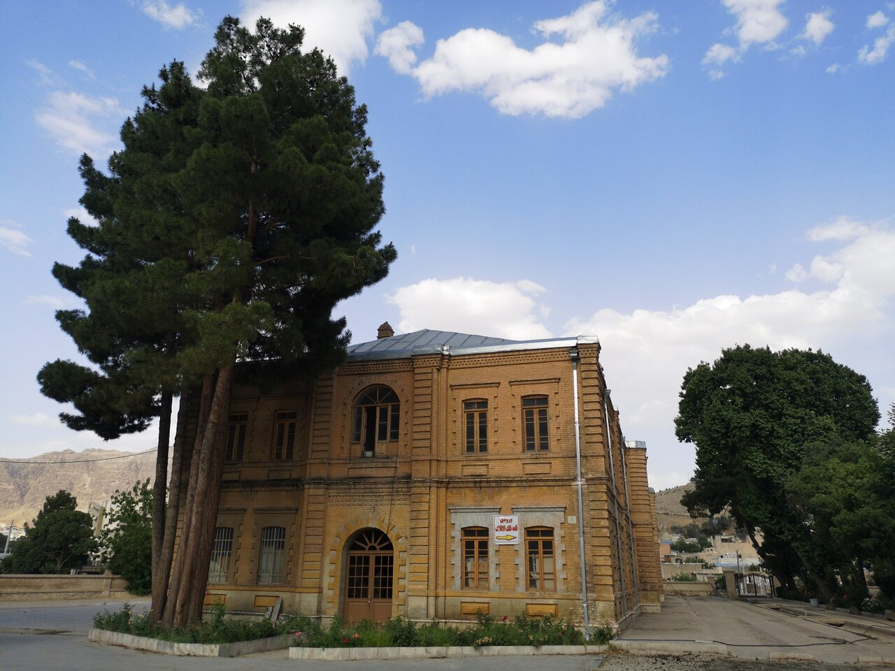 سربازخانههای قدیمی ایران + تصاویر